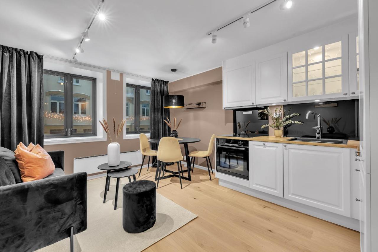 Totalapartments Storgata City Apartments ทรอมโซ ภายนอก รูปภาพ